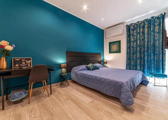 Michelangelo Luxury - Colosseo & Wi-fi Гостевой дом 3*