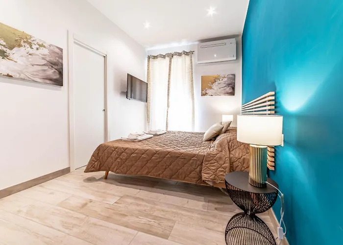 Гостевой дом Michelangelo Luxury - Colosseo & Wi-fi Рим