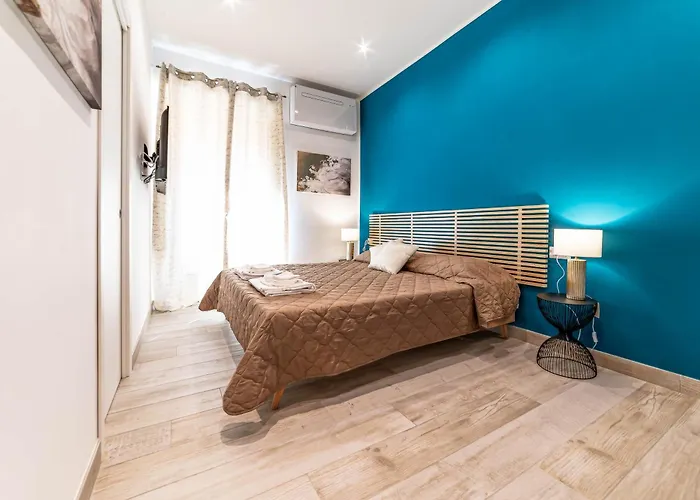 Гостевой дом Michelangelo Luxury - Colosseo & Wi-fi 3*
